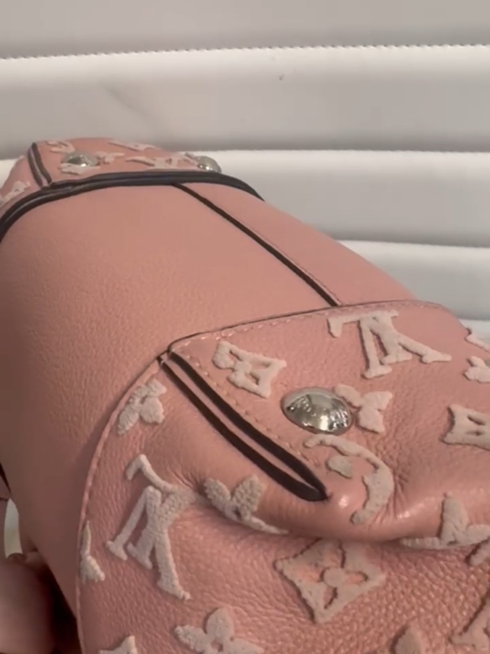 Louis Vuitton Veau Cachemire Tuffatage W BB Bag with Crossbody Leather Strap - Picture 8 of 11